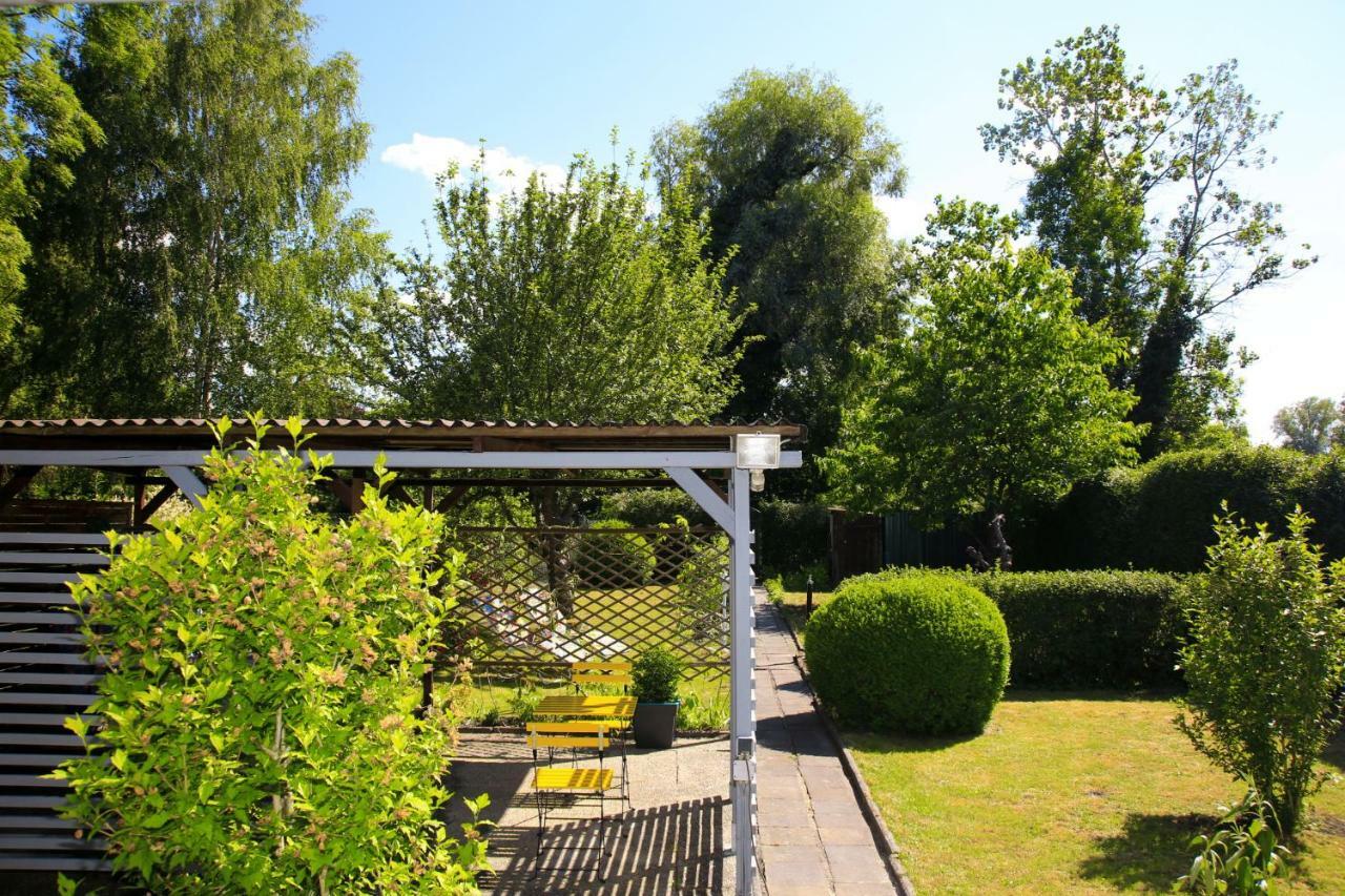 Mitten Im Seenland Und Spreewaldnah, Schoener Garten 施托尔科 外观 照片